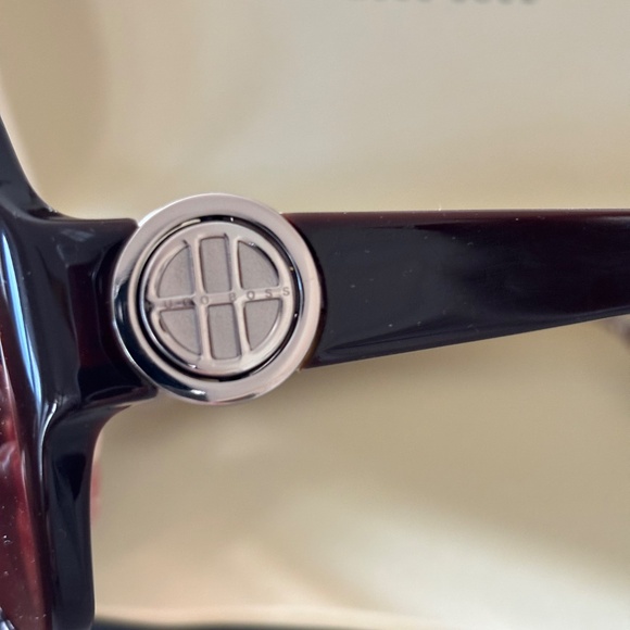 Hugo Boss women’s sunglasses - Picture 3 of 4